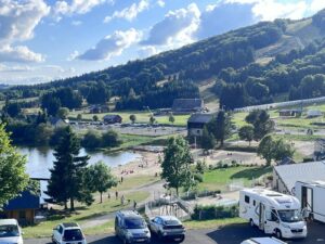 Achat immobilier/auvergne/sancy/superbesse/sur le lac des hermines