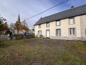 Achat immobilier/auvergne/sancy/superbesse/grande maison familiale