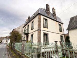 achat immobilier auvergne sancy élégante maison