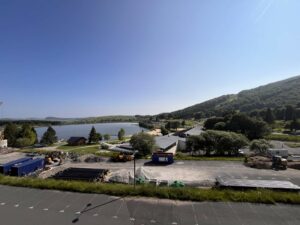 achat/vente/immobilier/superbesse/face au lac des hermines