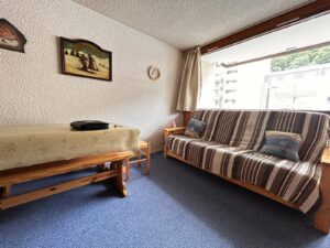 studio-cabine en hyper centre de superbesse