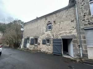 Achat/vente/auvergne/sancy/maison de pays en pierre