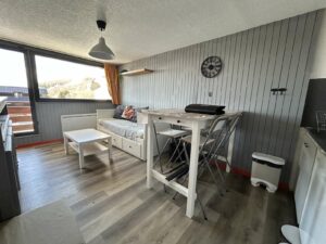 Studio idéalement situé centre de superbesse