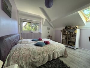 Maison en pierre dans son parc proche superbesse